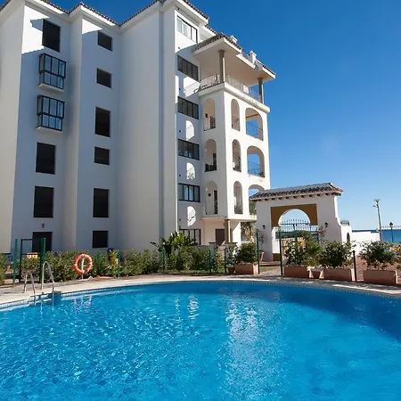 Marina De La Duquesa 847 *